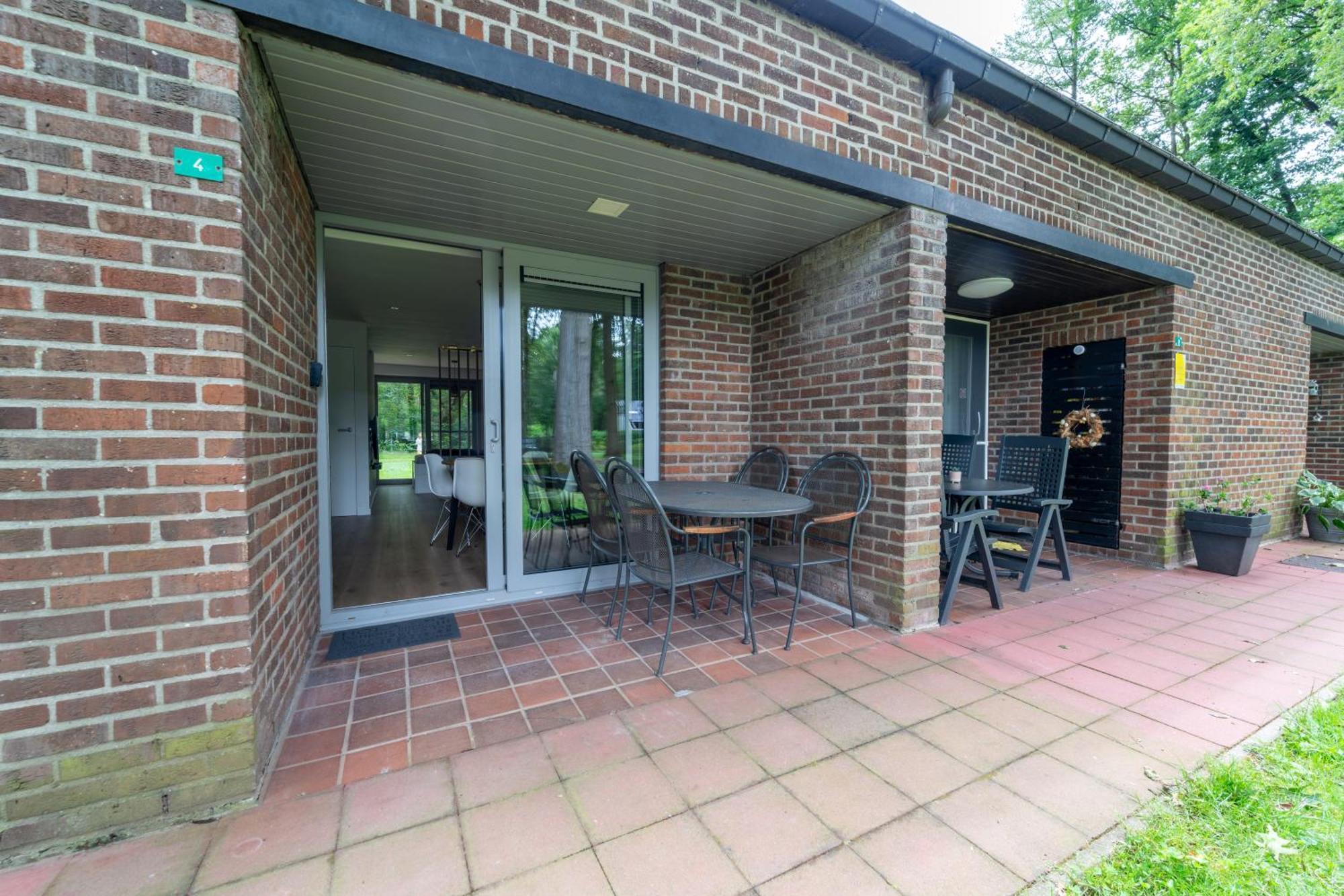 Den 7 Hengelhoef Aan de Wolfsberg Стая снимка